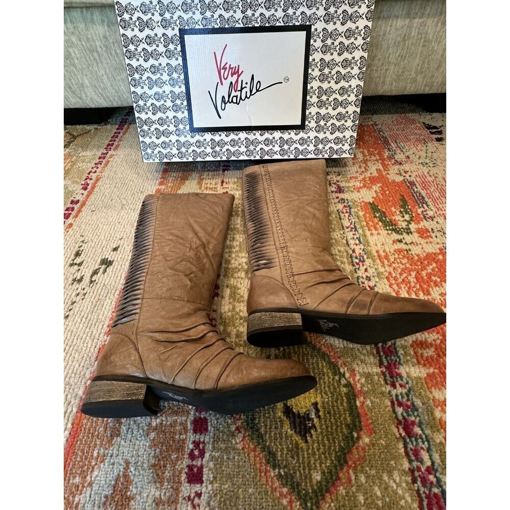 Very Volatile Fringe Taupe Ruched And Shredded Riding Boots Size 7.5